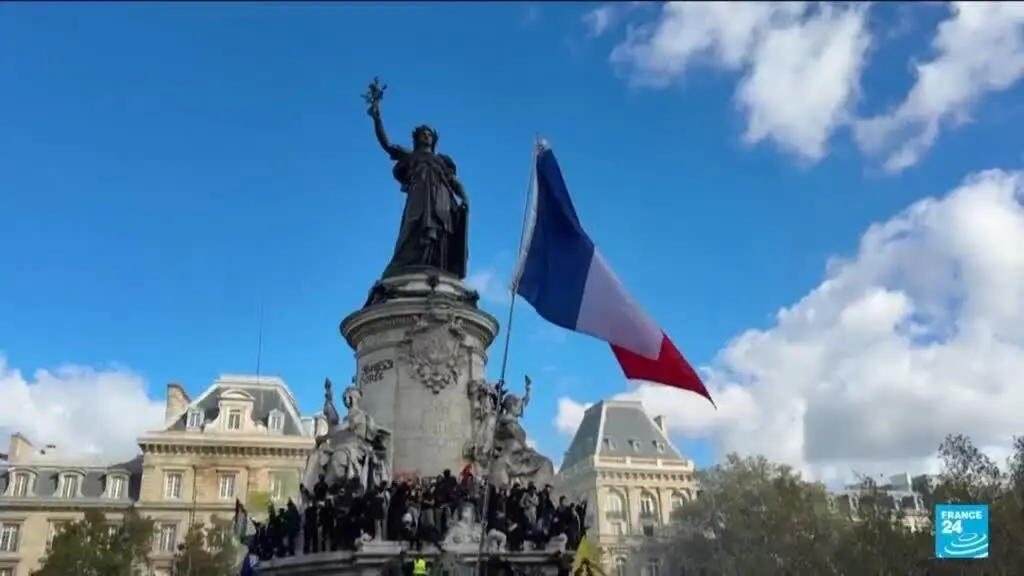Franța, scuturată de proteste masive: Cum s-a unit o țară întreagă în stradă?