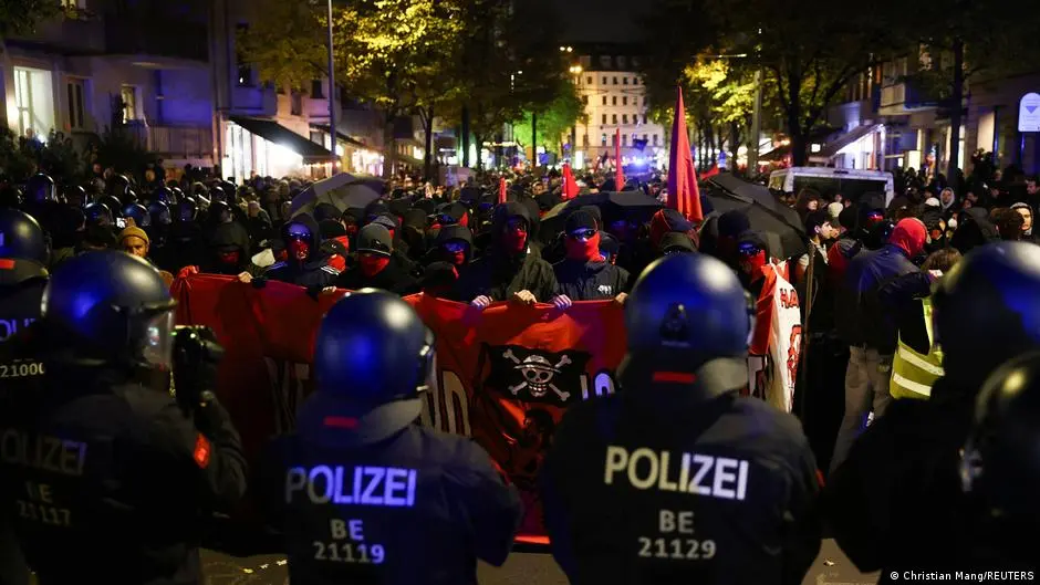 Gen Z pe străzile Germaniei: 34 orașe, mii de tineri