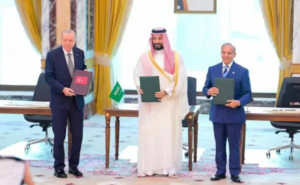 Pakistan se pregătește să trimită trupe în conflictele Saudi