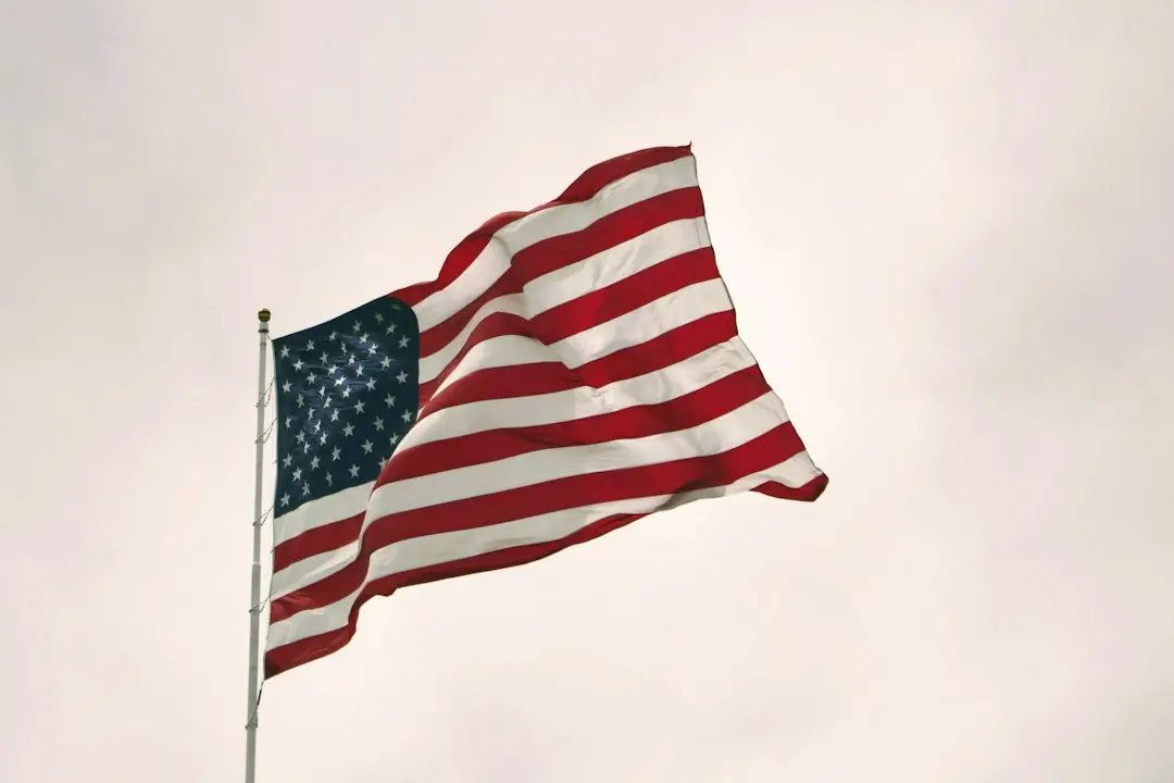 Majoritatea americanilor crede că Trump folosește funcția pentru banii proprii