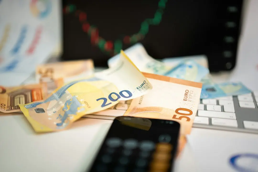 Costurile în creștere ale datoriei franceze amenință economia italiană