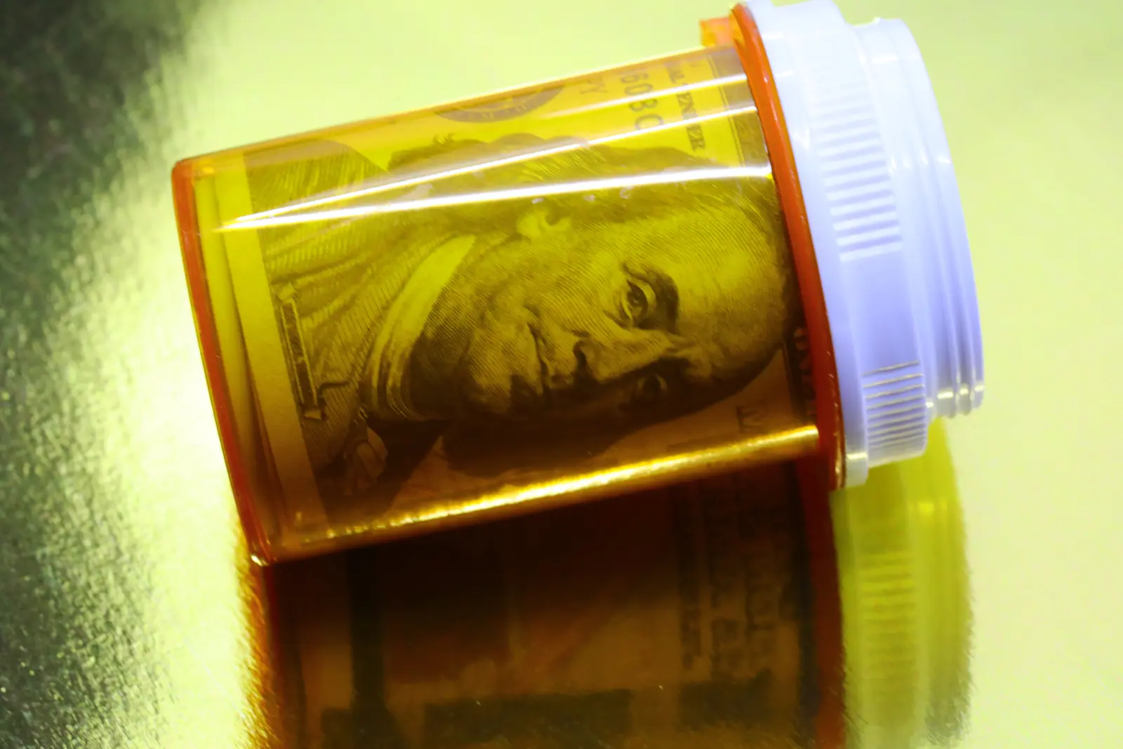 Povara asigurărilor medicale: Cum se luptă micii antreprenori să-și păstreze angajații